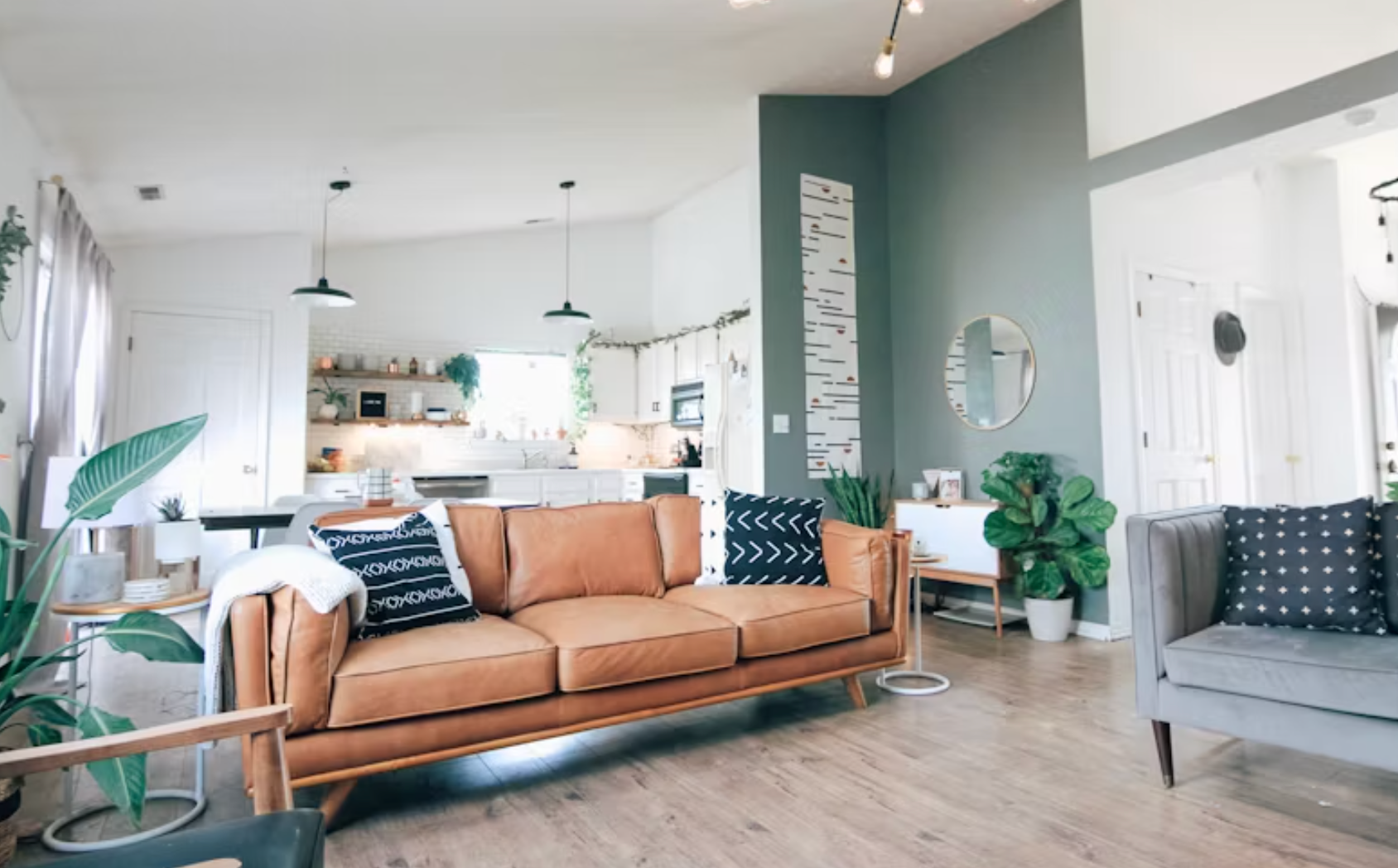 Cranston Short Term Rental Regulation: A Guide For Airbnb Hosts